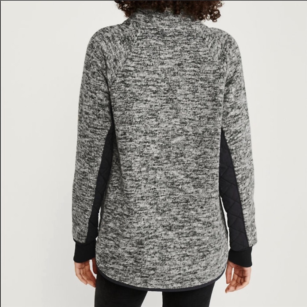 Abercrombie&Fitch• Snap neck Sherpa Sweatshirt • S - Picture 6 of 9
